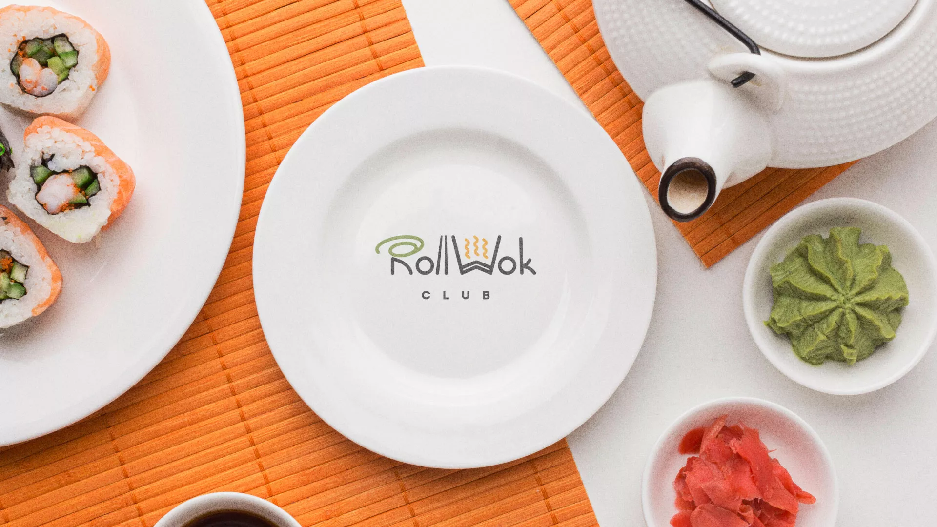 Разработка логотипа и фирменного стиля в Навашино для суши-бара «Roll Wok Club» Разработка логотипа и фирменного стиля в Навашино для суши-бара «Roll Wok Club»